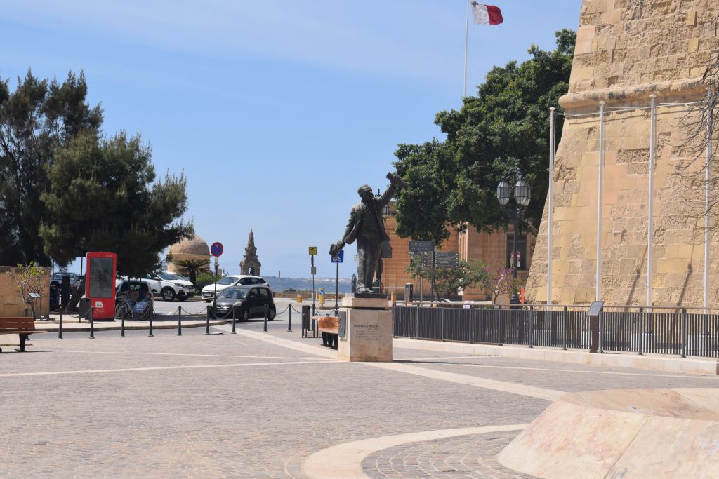 Monument to Manuel Dimech