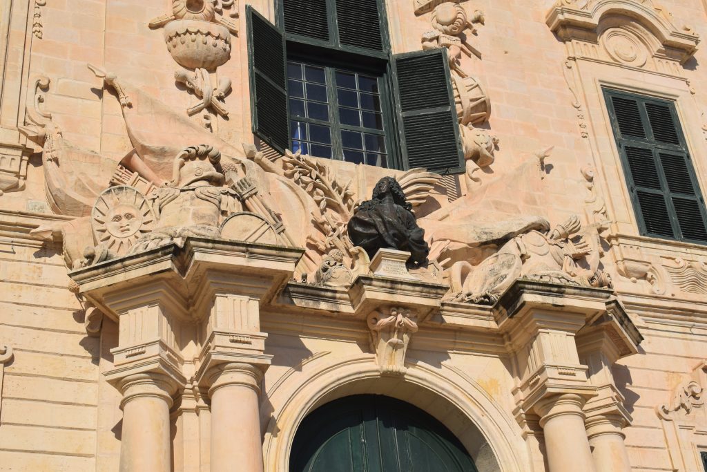 Auberge de Castille. Detail of 